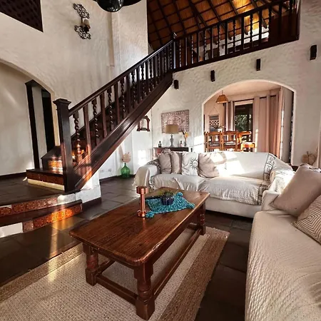 Los Titinos Villa